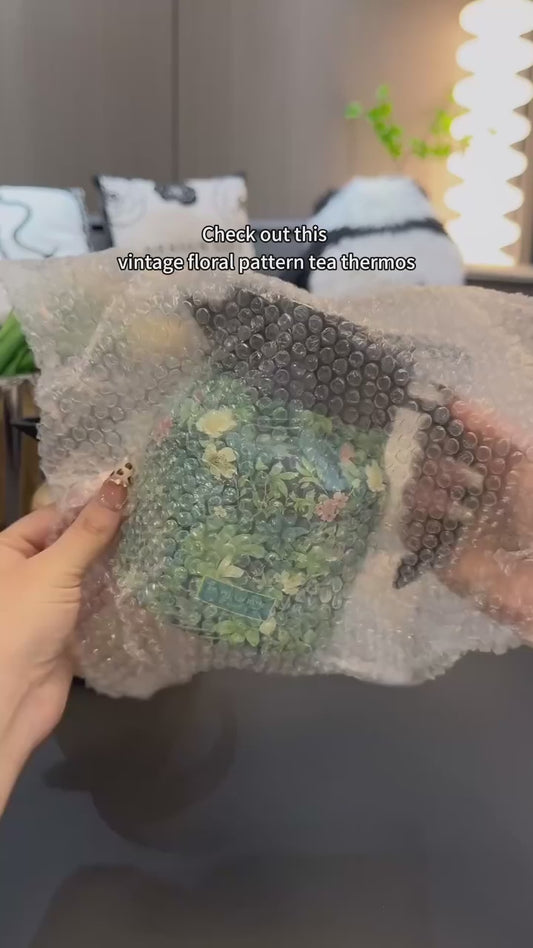 Vintage Elegance Coffee & Tea Carafe™